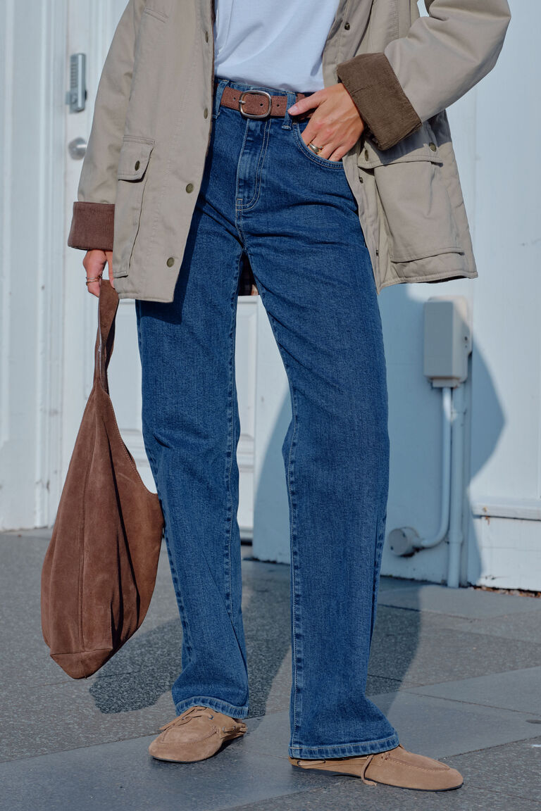 Sydney Straight Leg Jean