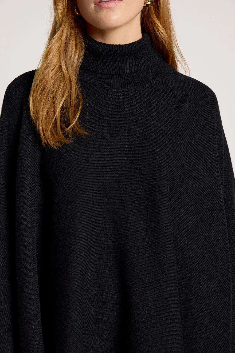 Samira Poncho