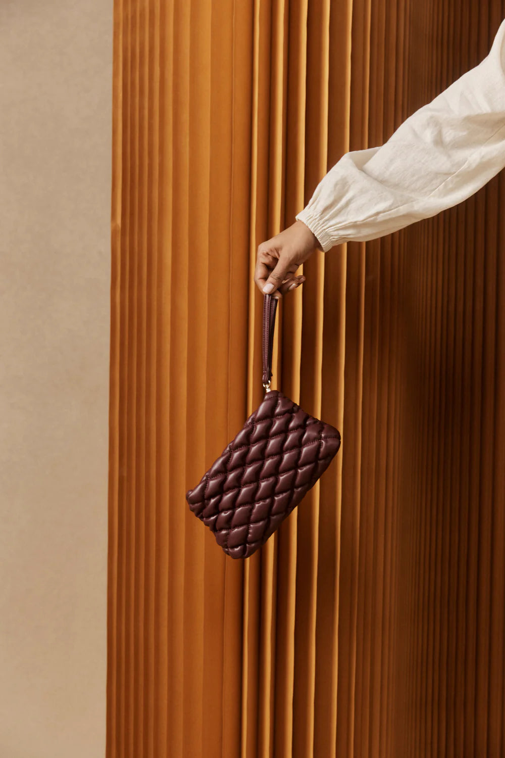Zala Pouch - Mahogany