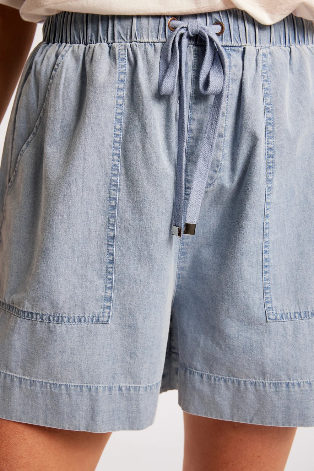 Roam Short