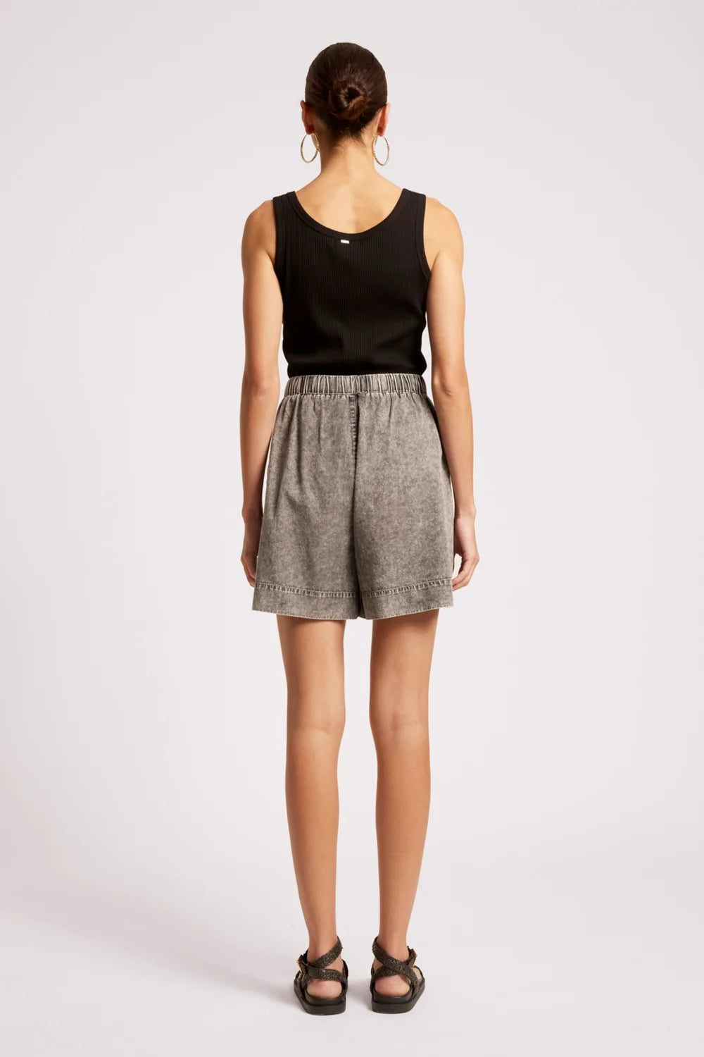 Roam Short