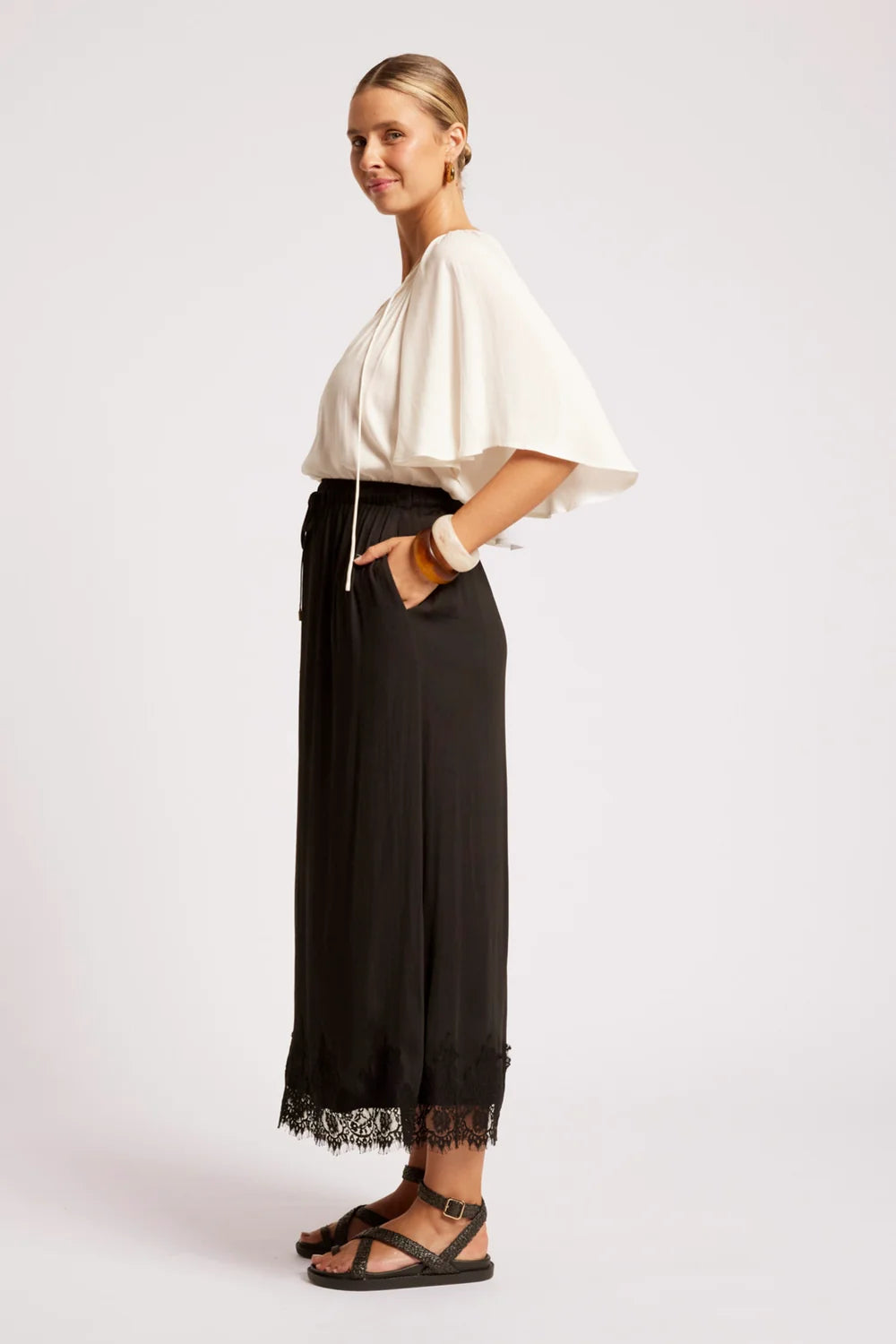 Drift Lace Skirt