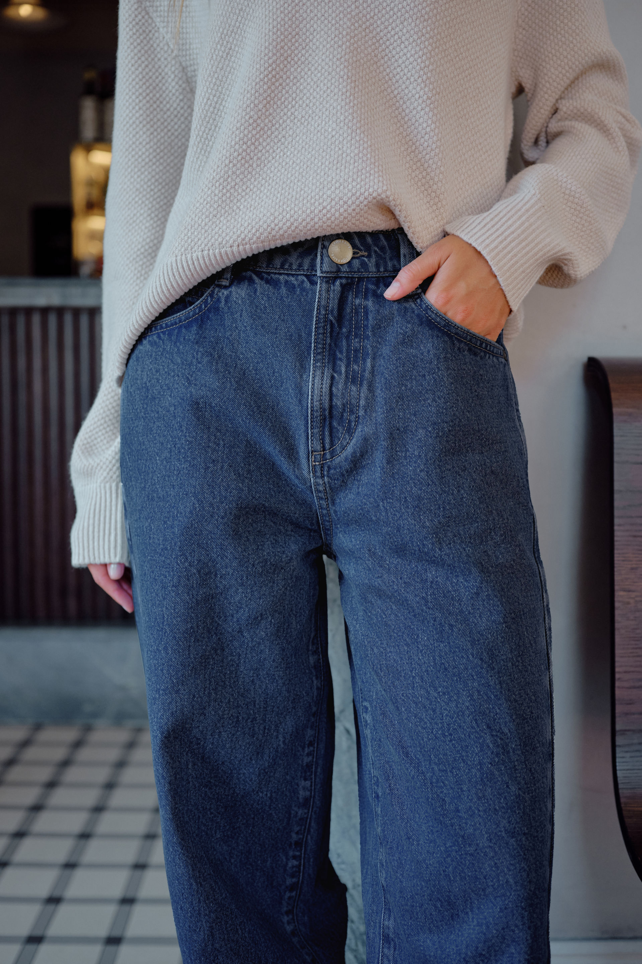 Leah Tapered Barrel Jean