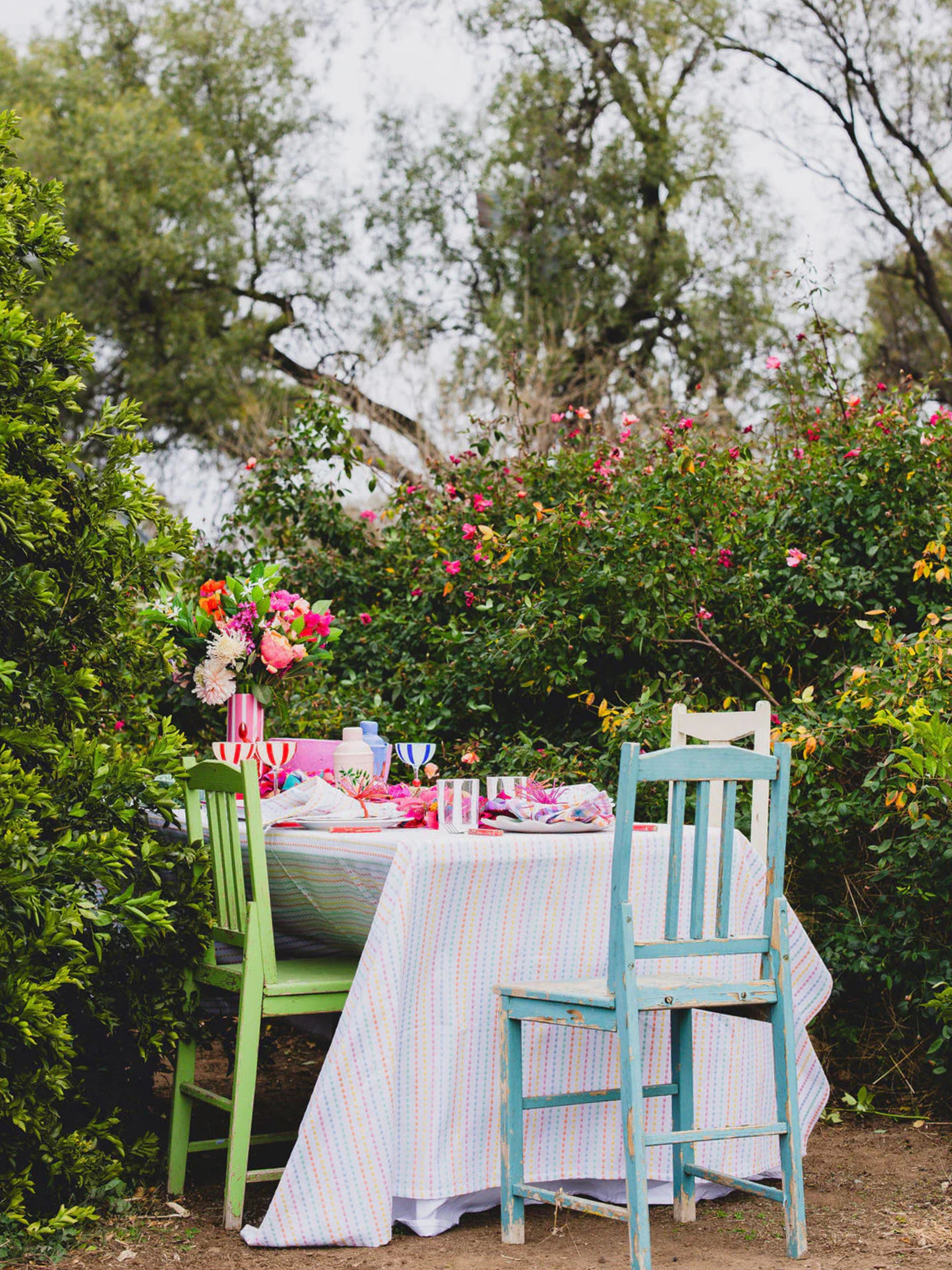 PASTEL DOTS  TABLECLOTH