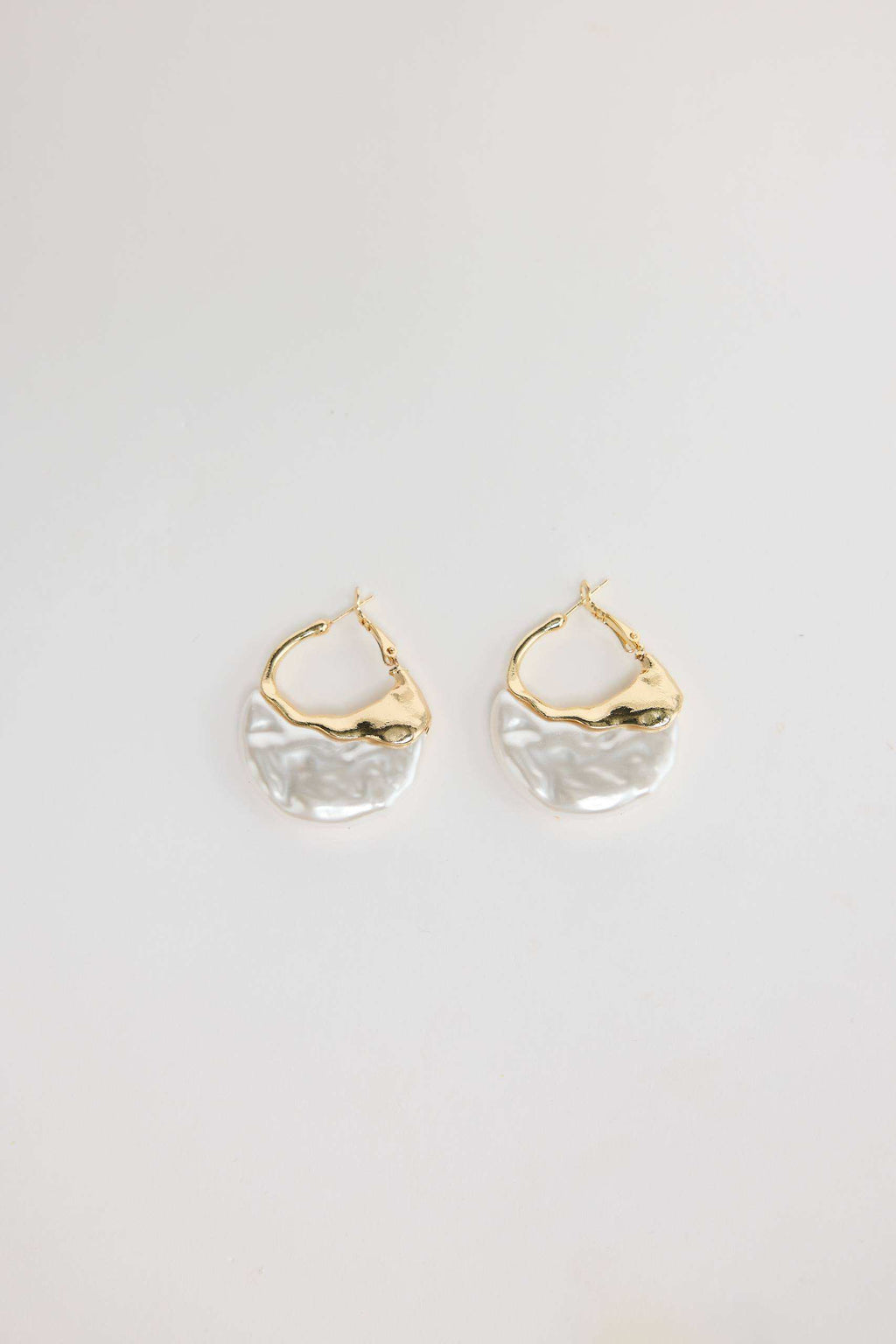 Connnie Earrings
