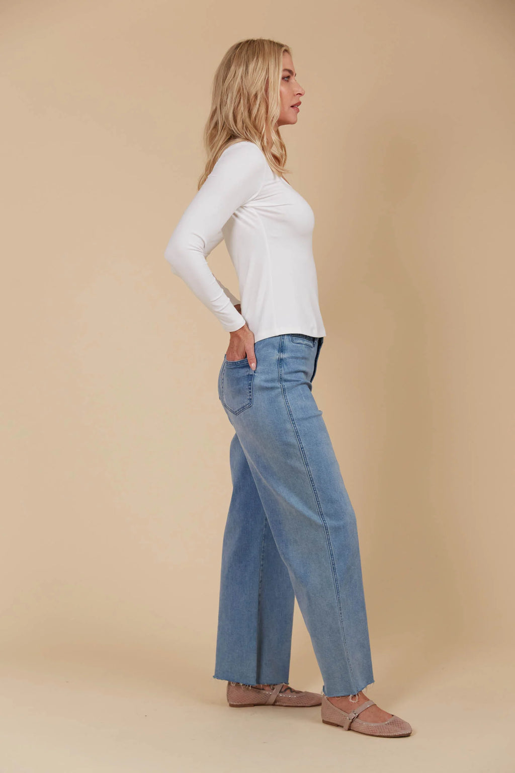 Naria Scoop Neck Top