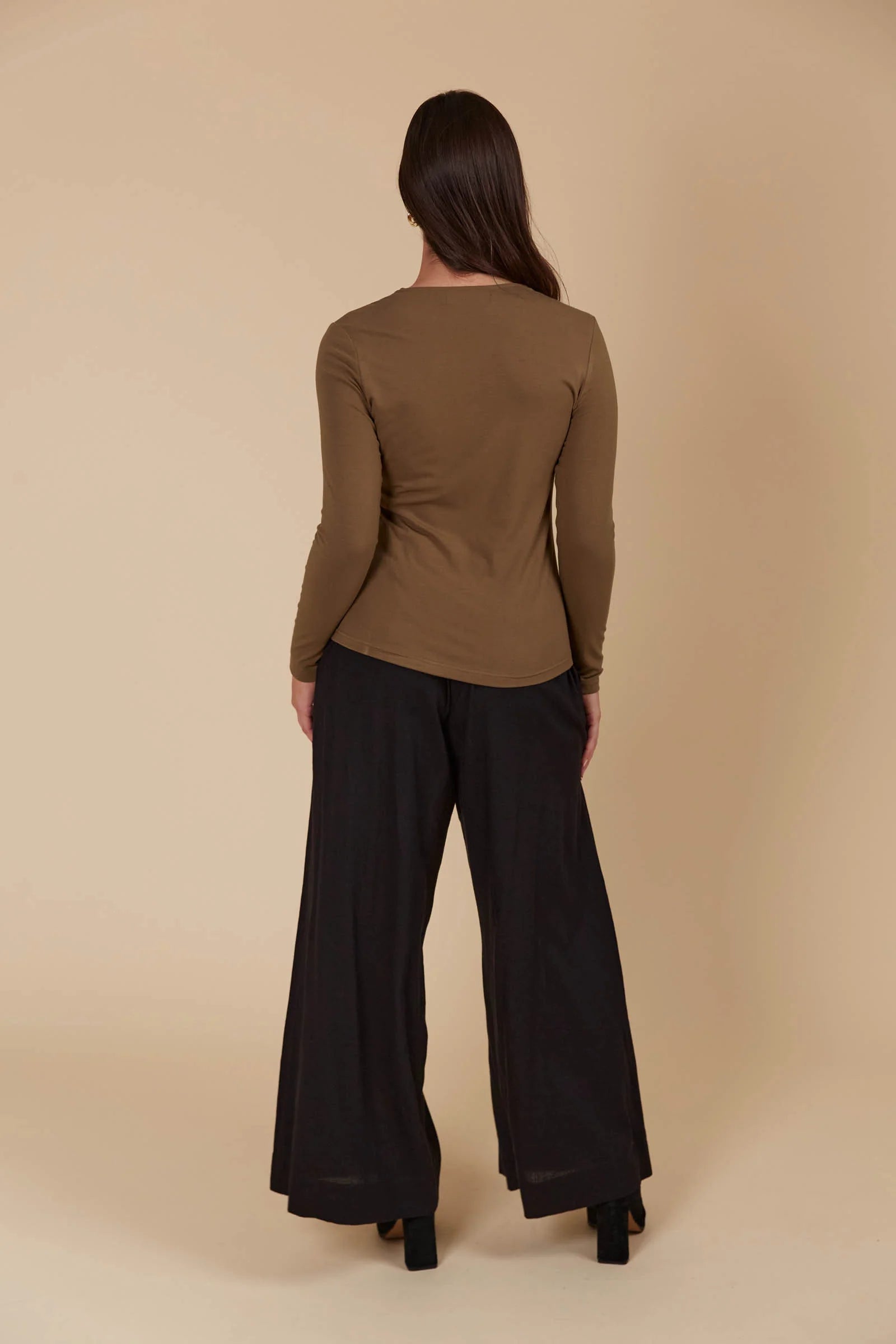 Naria Scoop Neck Top