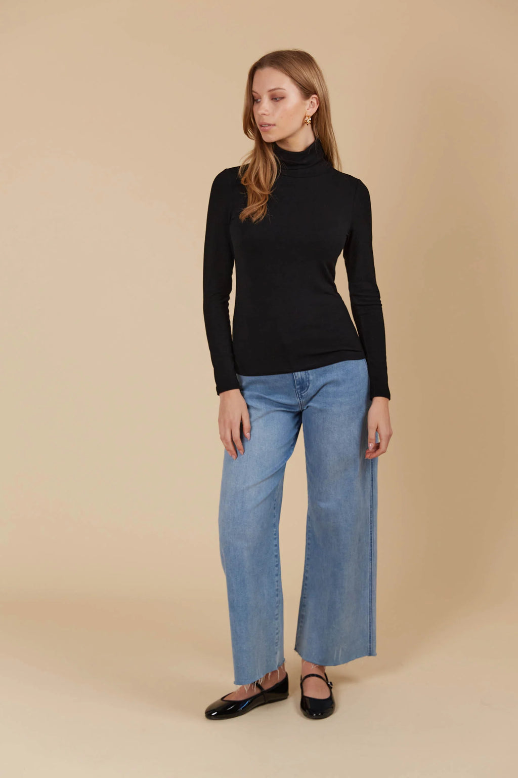 Naria Roll Neck Top