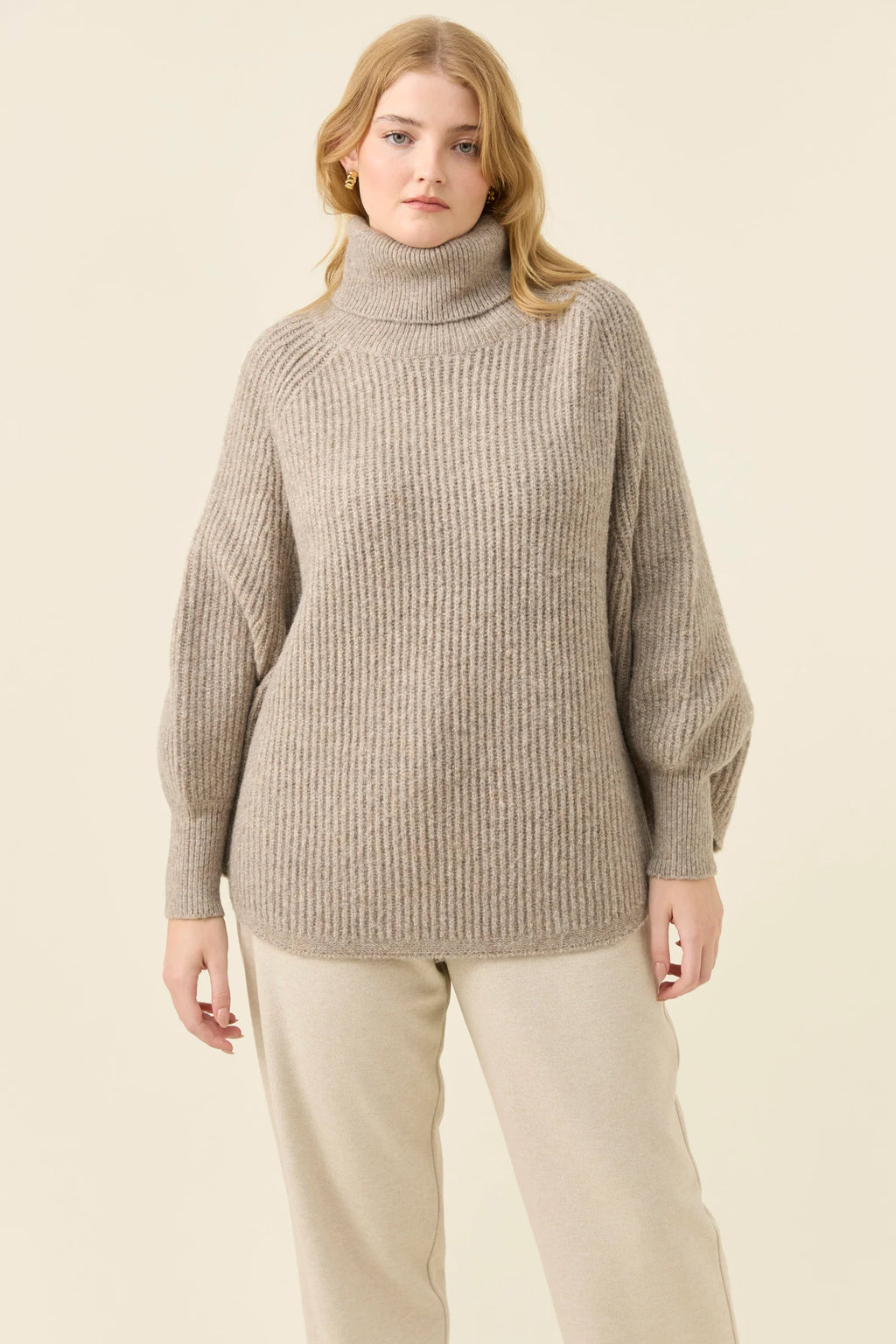 Miru Poncho