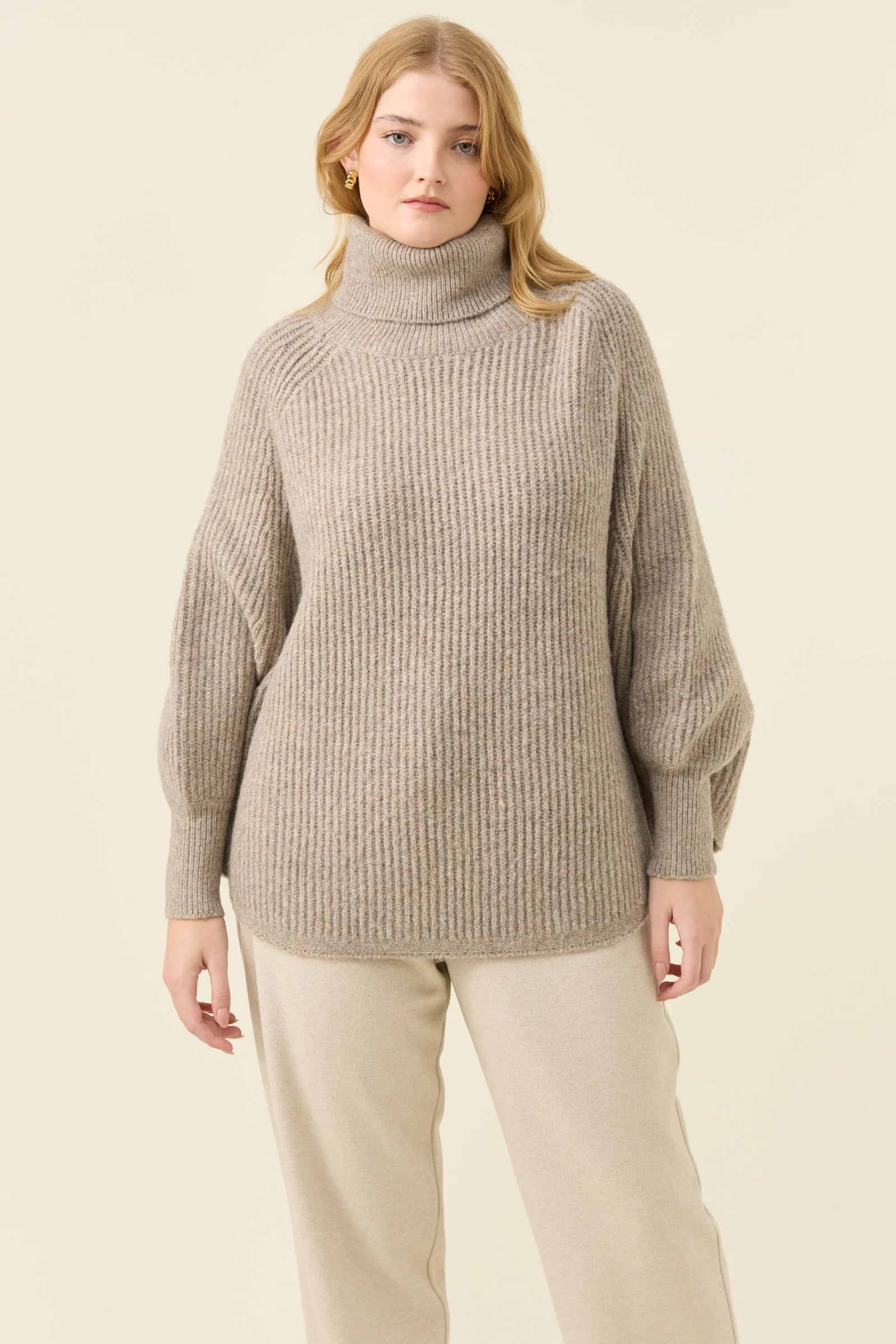 Miru Poncho