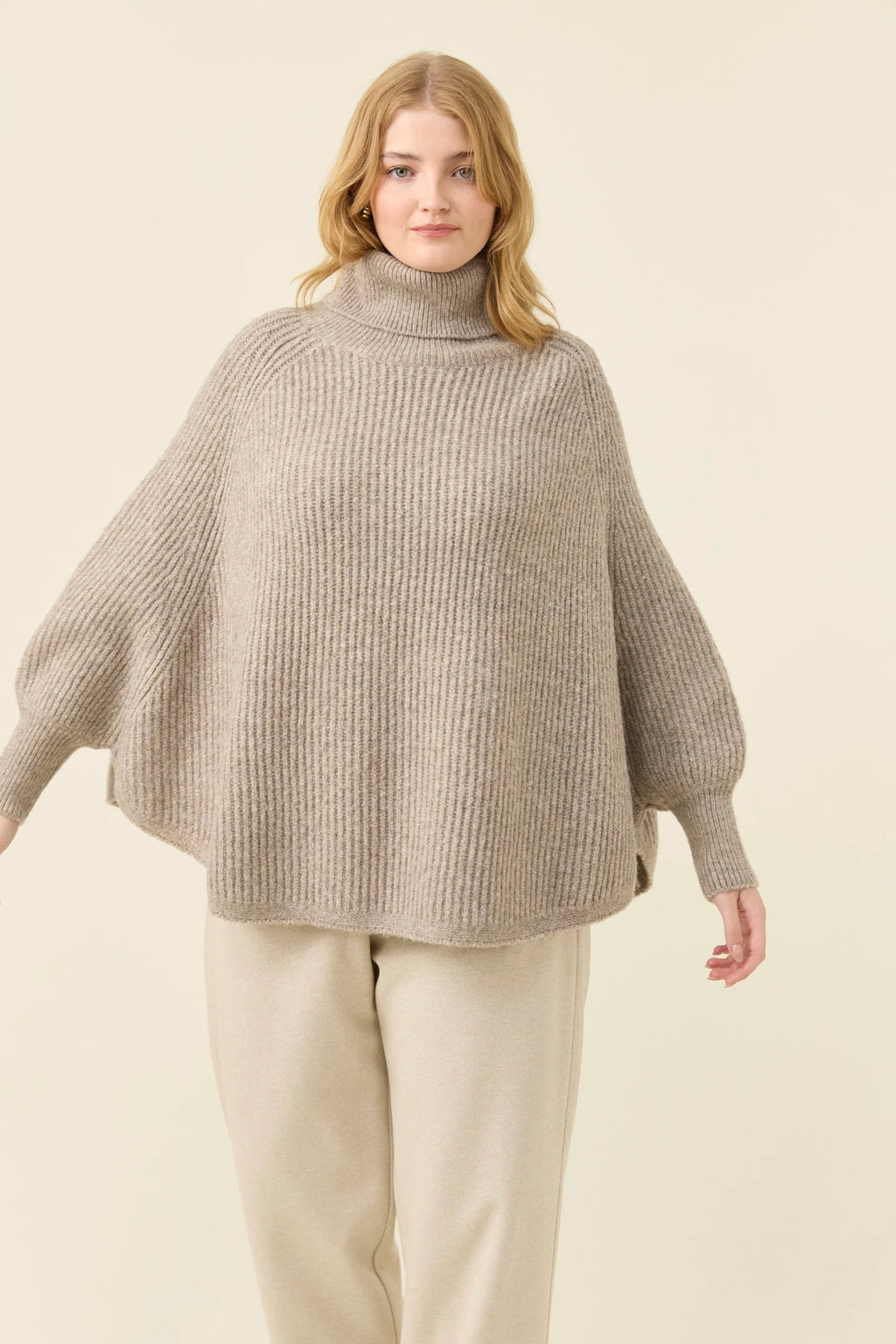 Miru Poncho