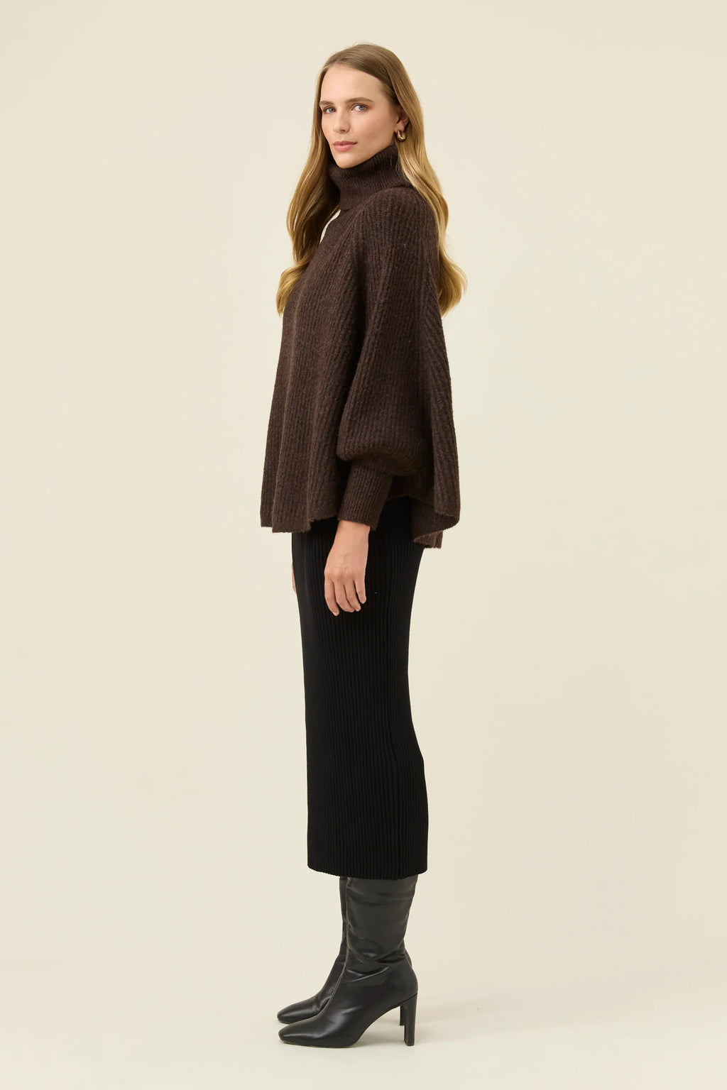 Miru Poncho