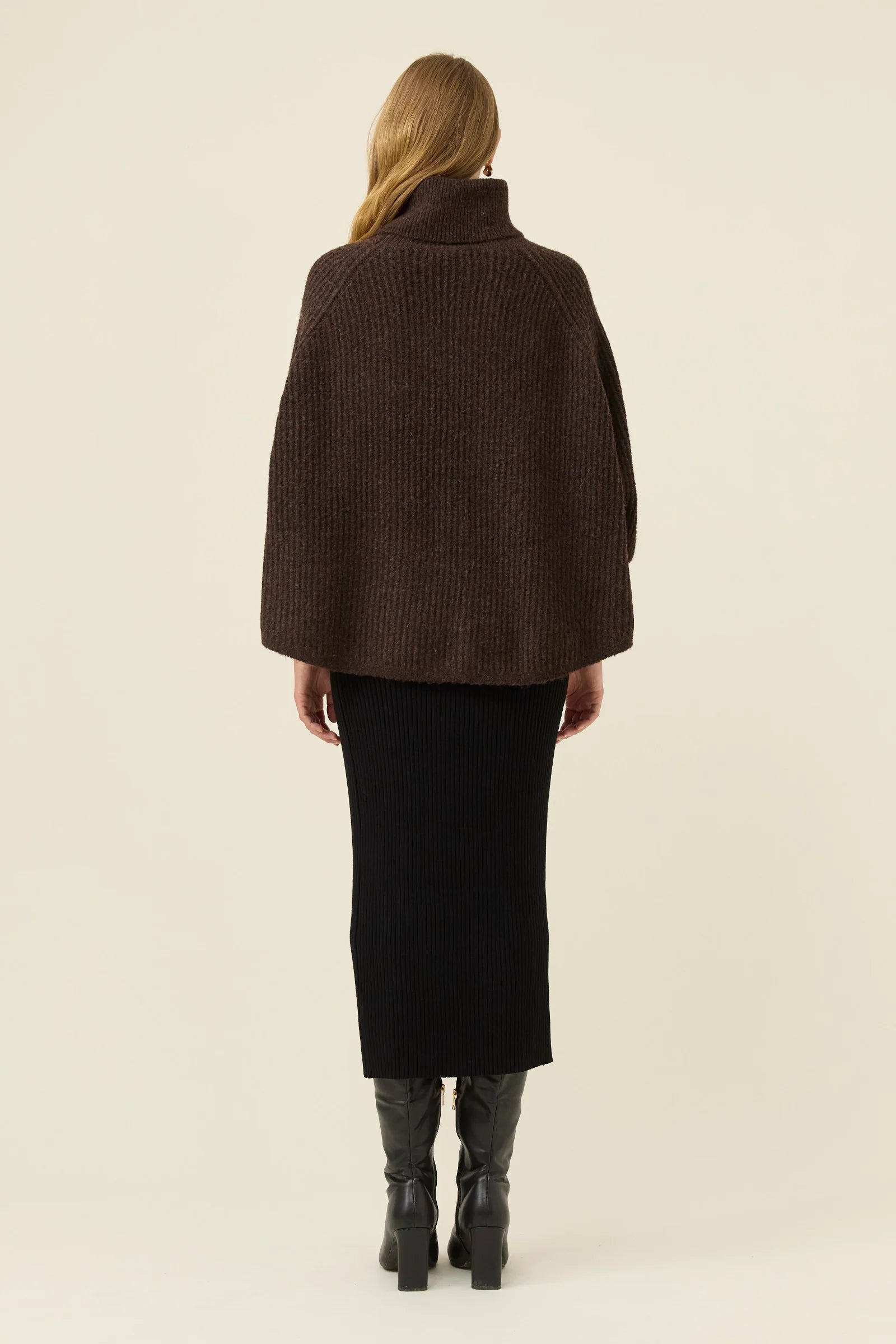 Miru Poncho