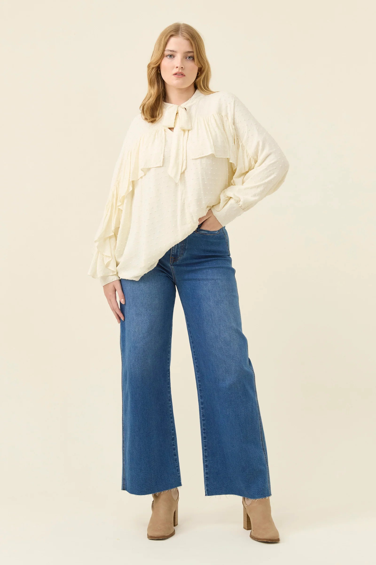Della Blouse