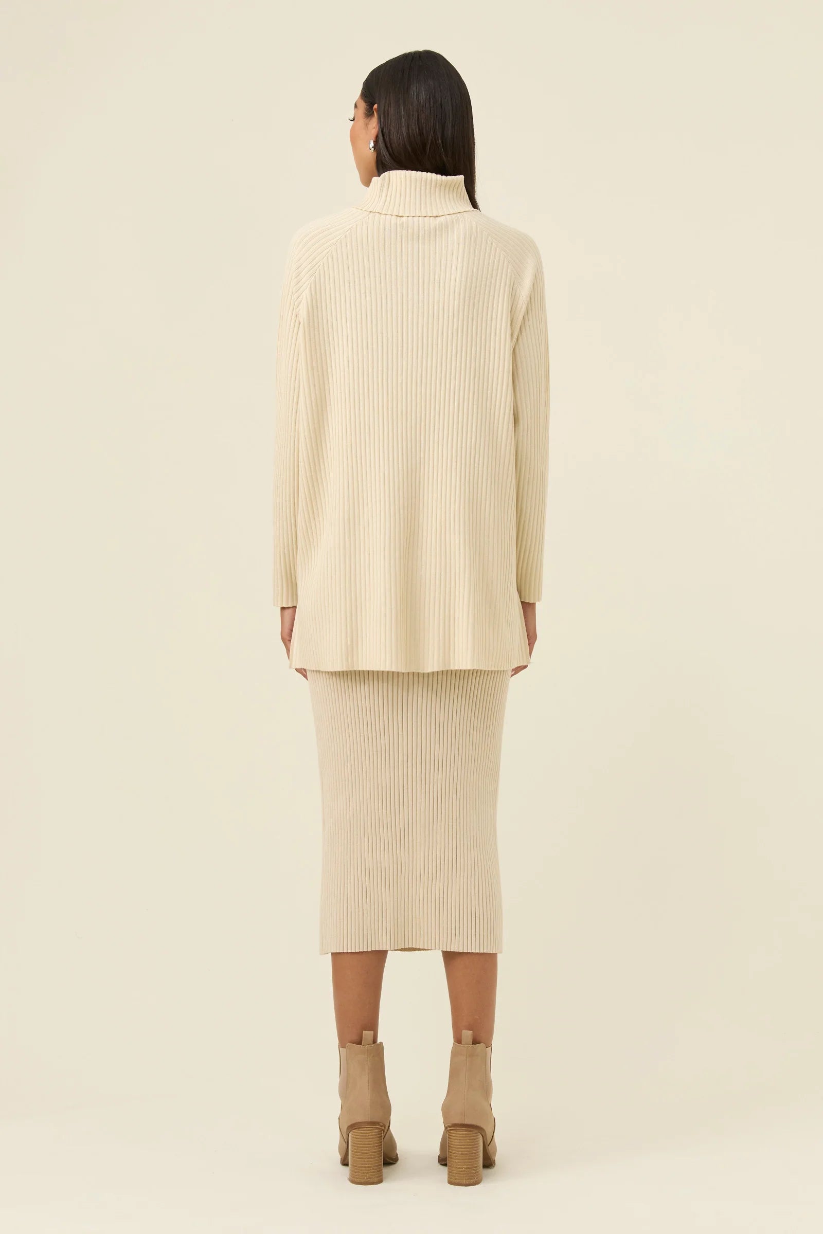 Juno Relaxed Roll Neck Jumper