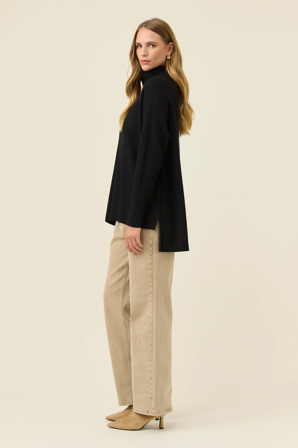 Juno Relaxed Roll Neck Jumper