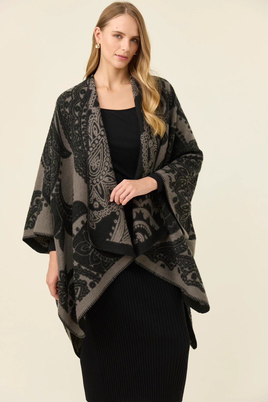 Lucia Cape