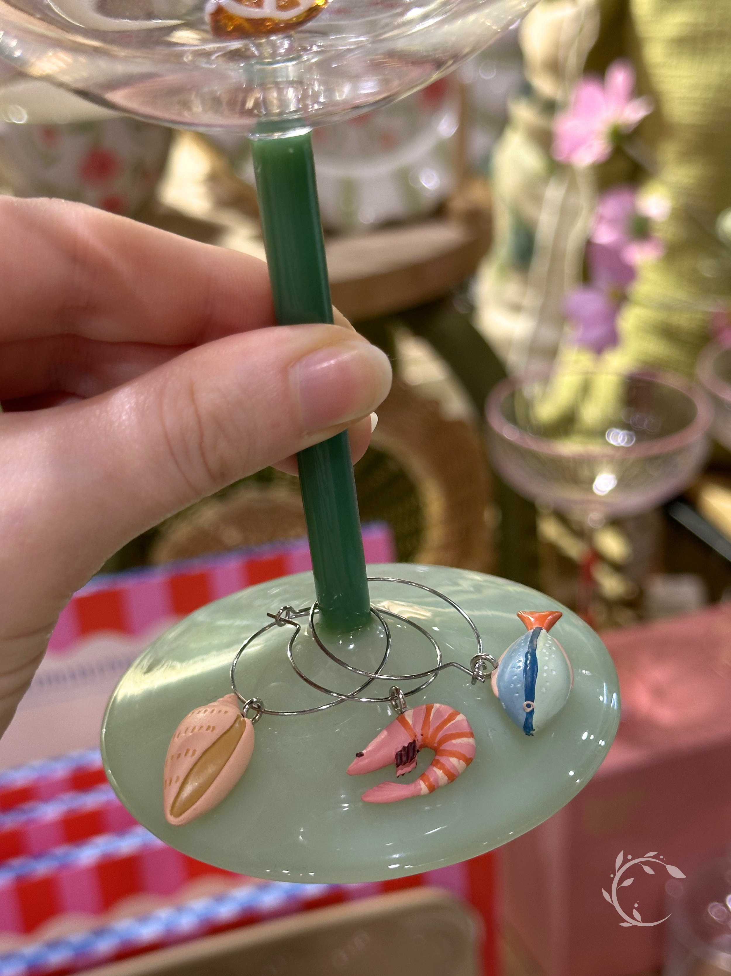 Shack S/6 Resin Wine Charms