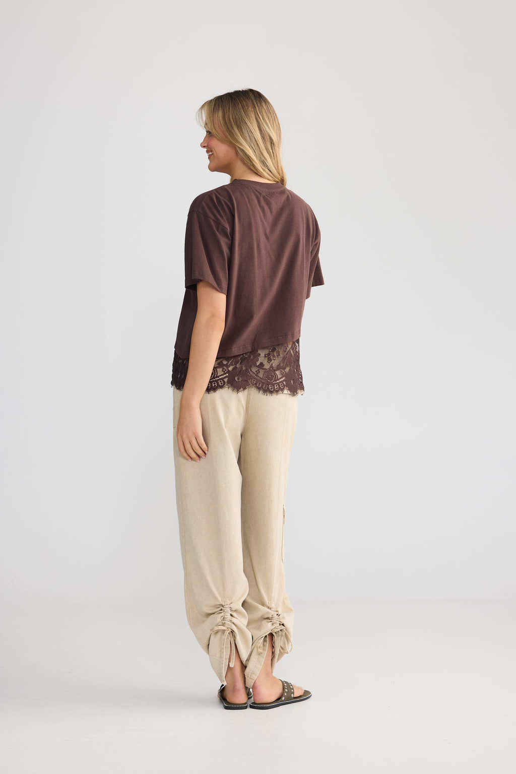 Nini Tee