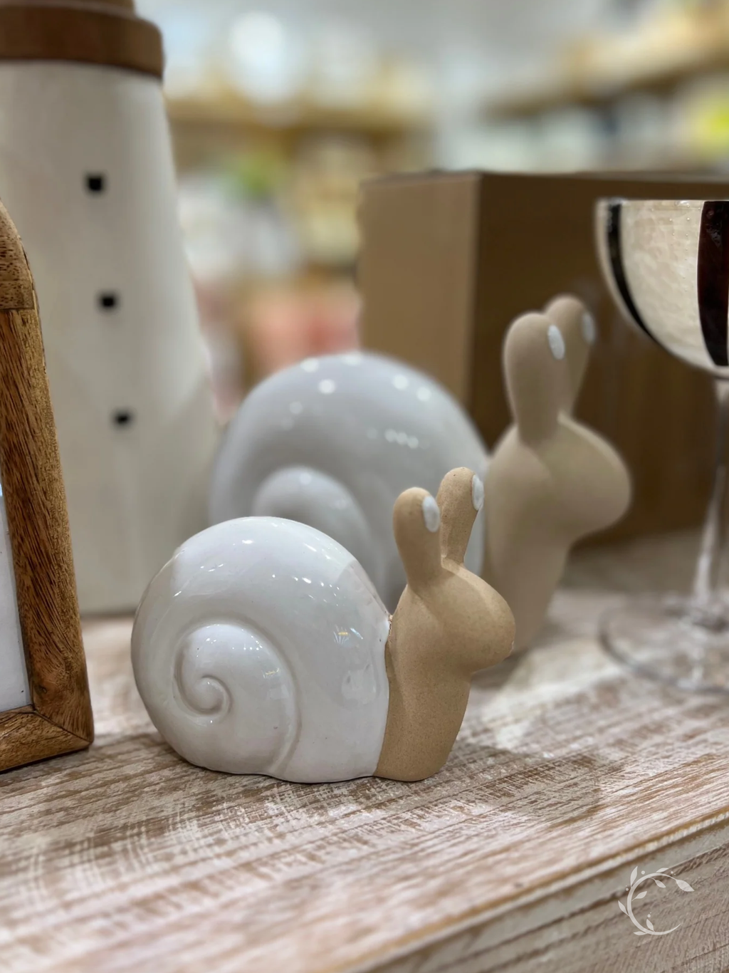 Sonia Snail Cer Sculpt 15.5x13cm
