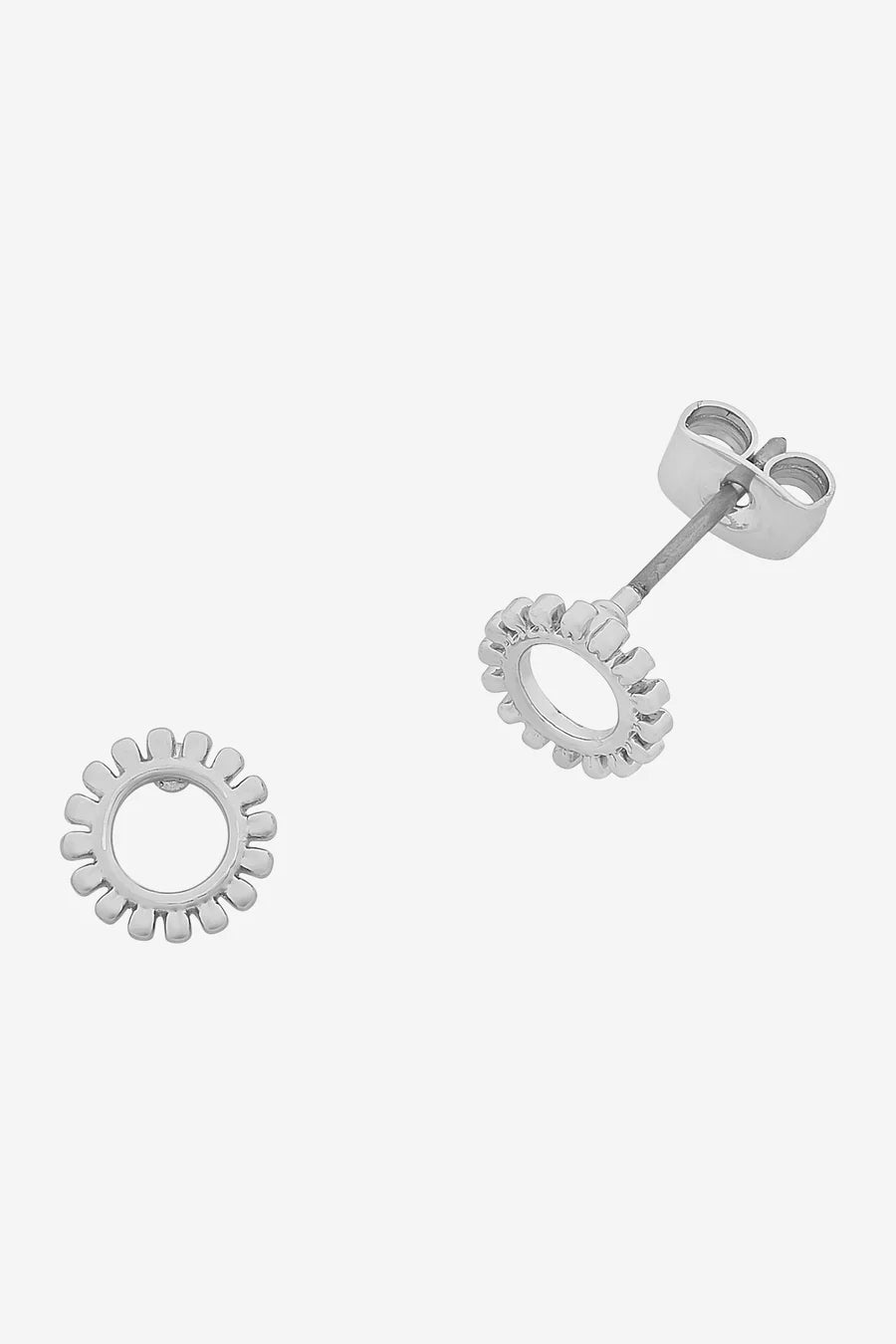 Petite Daisy Earring