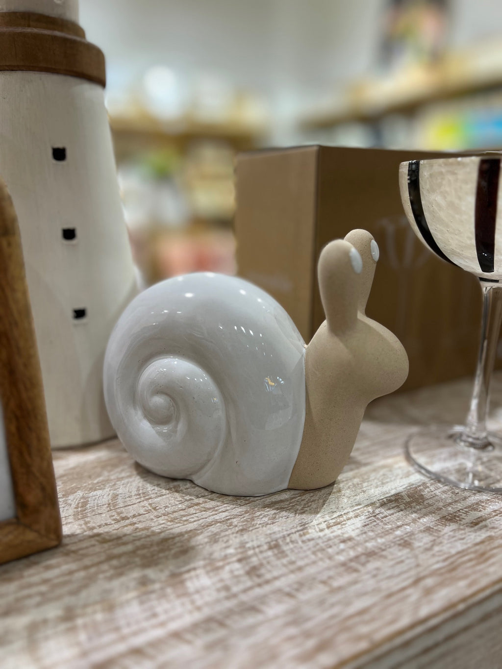 Sonia Snail Cer Sculpt 15.5x13cm