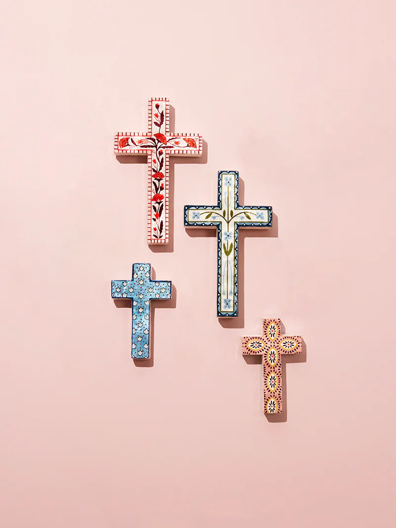 Samira Cross Pink Flower