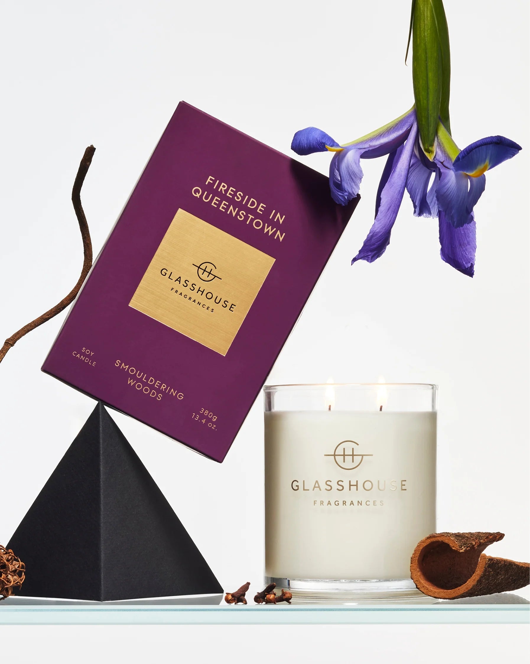 380g FIRESIDE IN QUEENSTOWN Candle