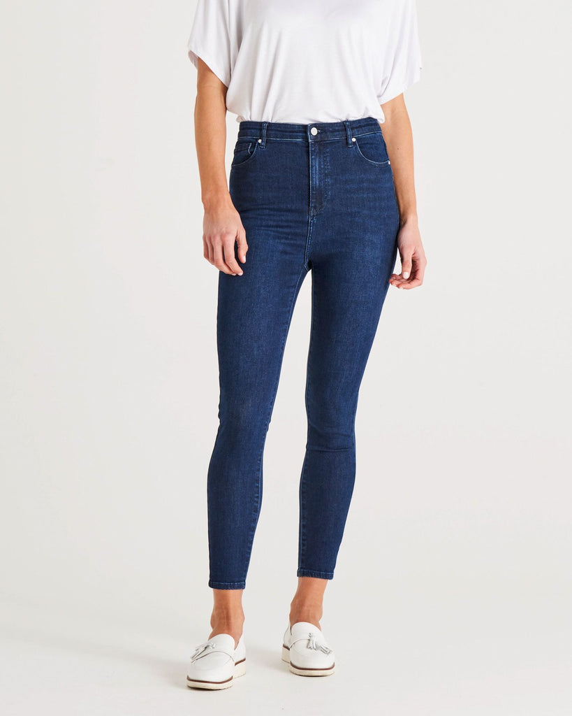 Betty Essential Jeans