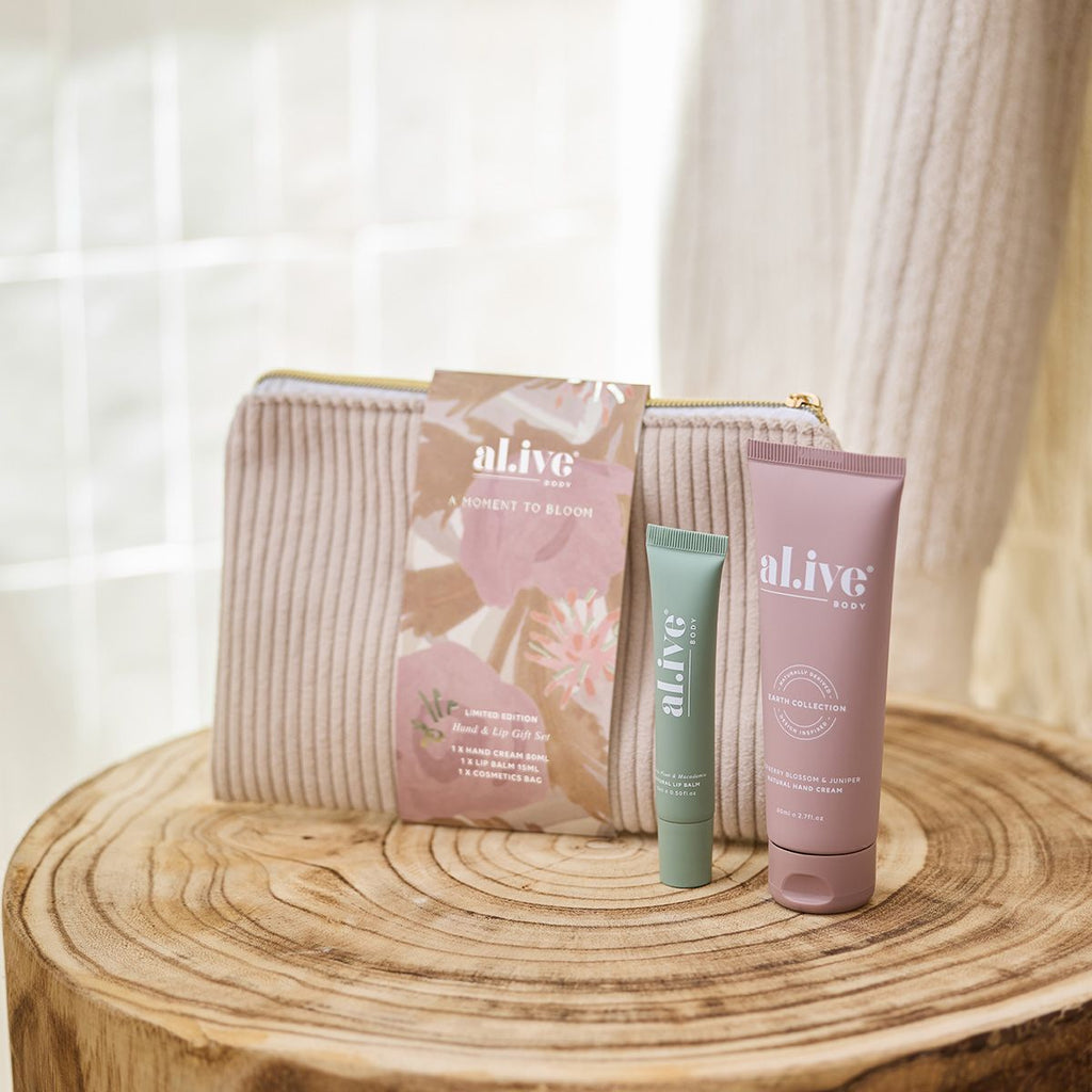 Hand & Lip Gift Set - A MOMENT TO BLOOM