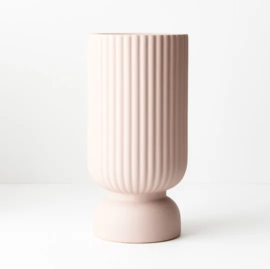 Becca Vase